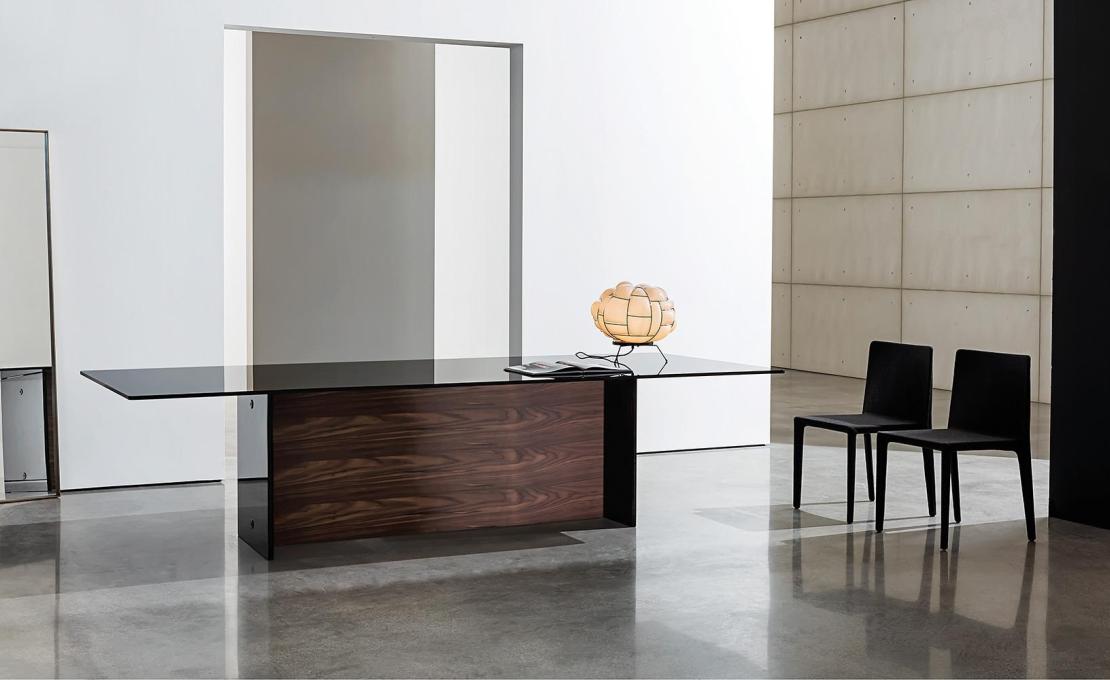 Стол от фабрики Sovet Italia модель Regolo Double Base Table