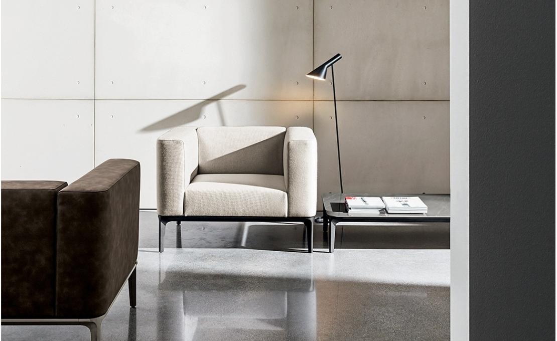 Диван от фабрики Sovet Italia модель Slim Sovet Sofa