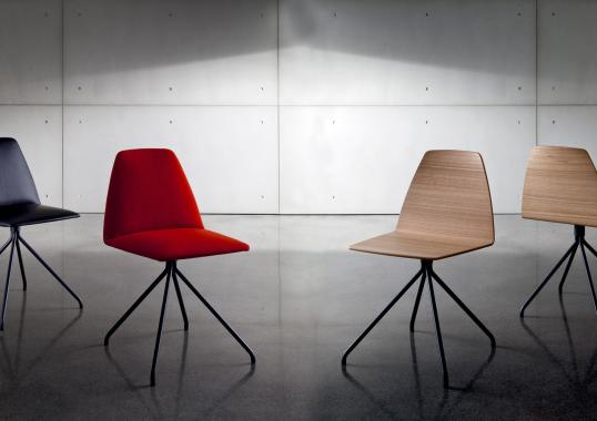 Стул от фабрики Sovet Italia модель Sila 