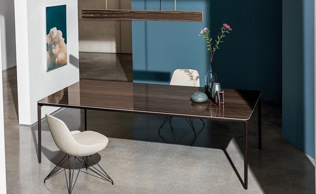 Стол от фабрики Sovet Italia модель Slim Rectangular Table