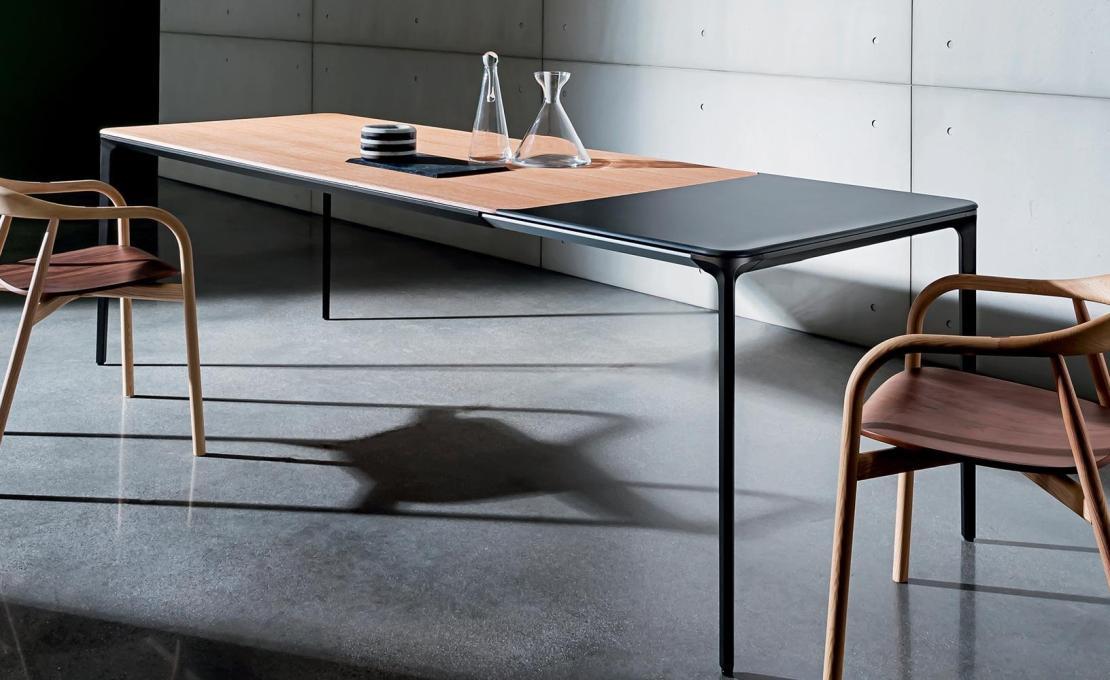Стол от фабрики Sovet Italia модель Slim Extensible Table