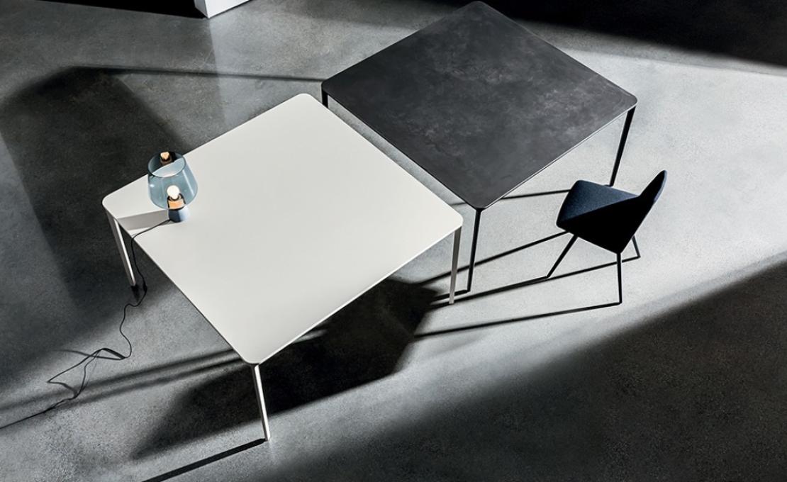 Стол от фабрики Sovet Italia модель Slim Square Table