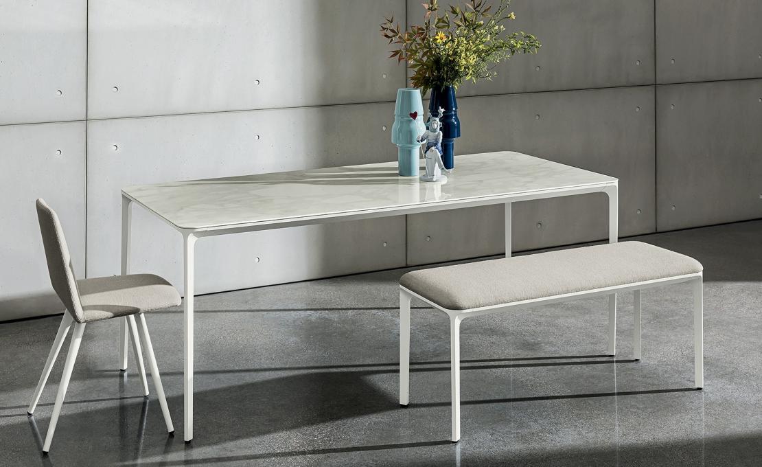 Банкетки от фабрики Sovet Italia модель Slim Bench