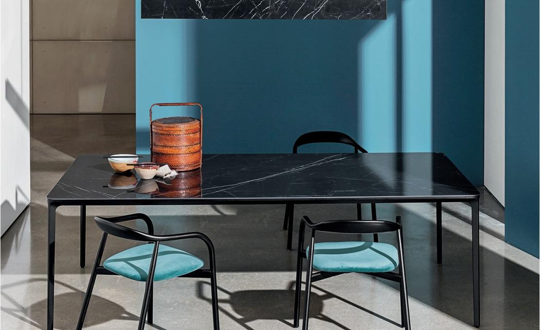 Стол от фабрики Sovet Italia модель Slim Rectangular Table