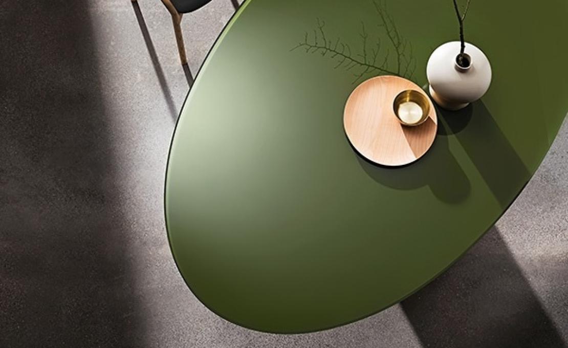 Стол от фабрики Sovet Italia модель Totem Elliptical Table