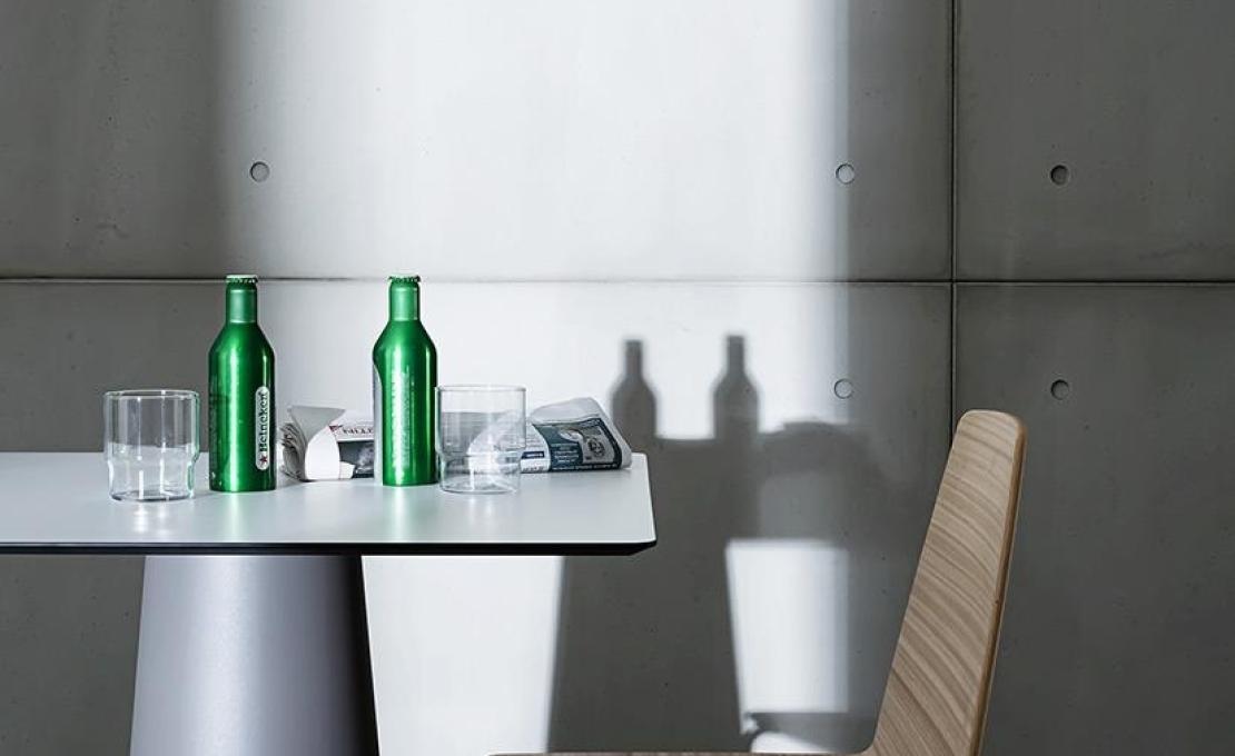 Стол от фабрики Sovet Italia модель Totem Bar Table